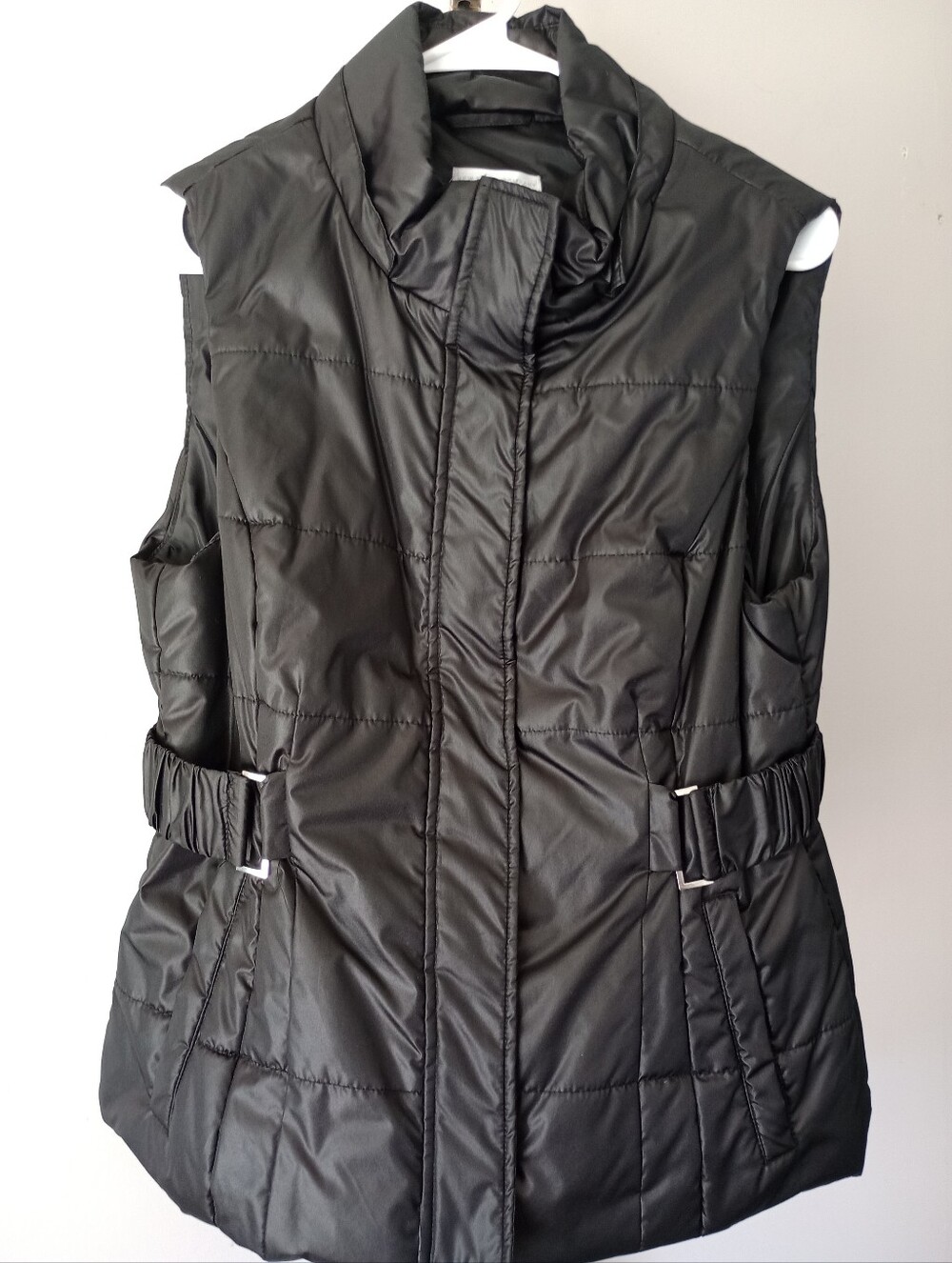 Women's Black Puffer Vest Size Medium